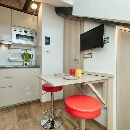 Multifunctional Stylish Studio تورينو المظهر الخارجي الصورة